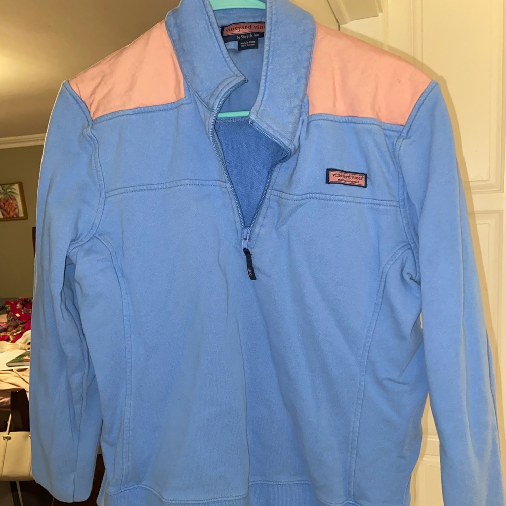 Vineyard vines
